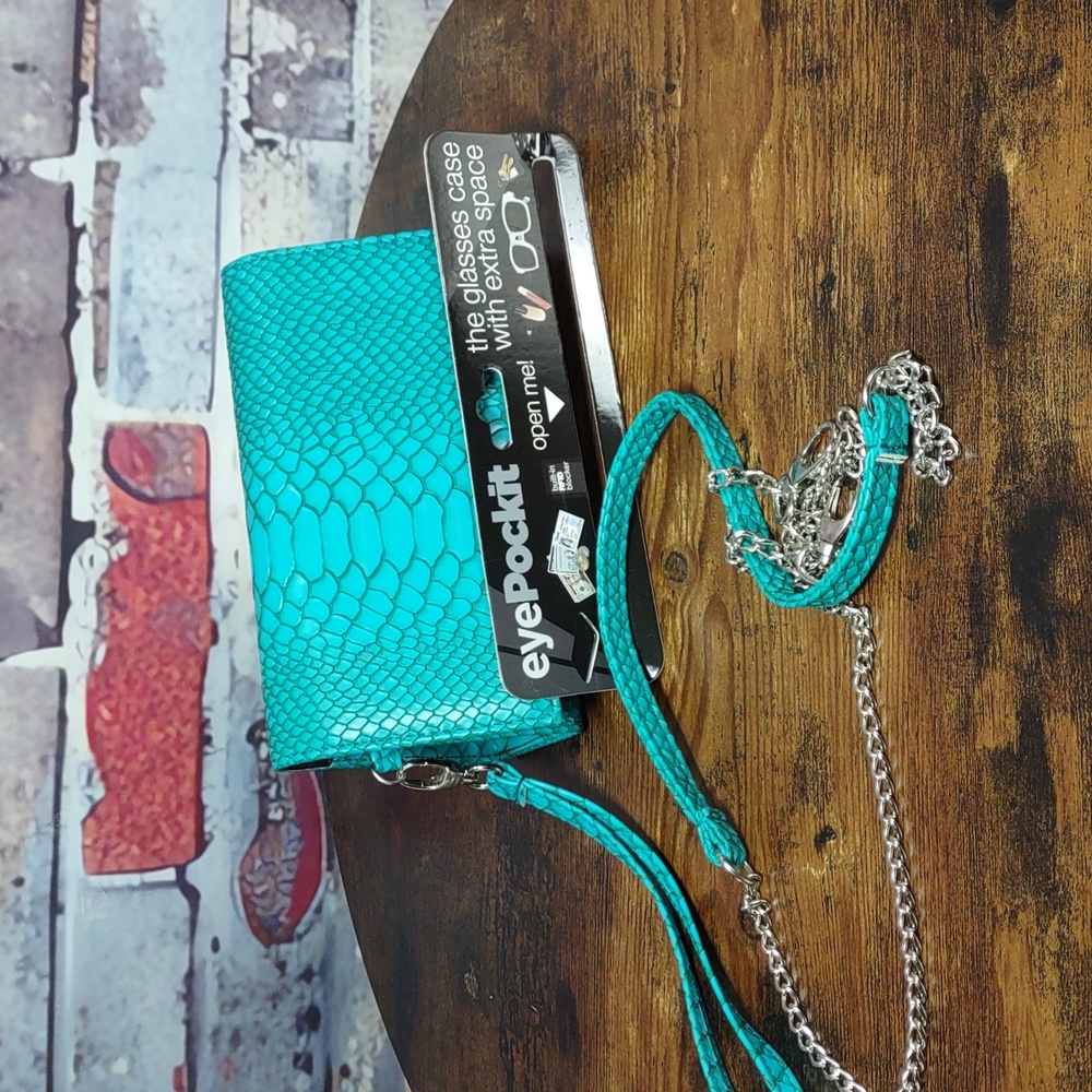 EyePockit Convertible Crossbody/Wristlet